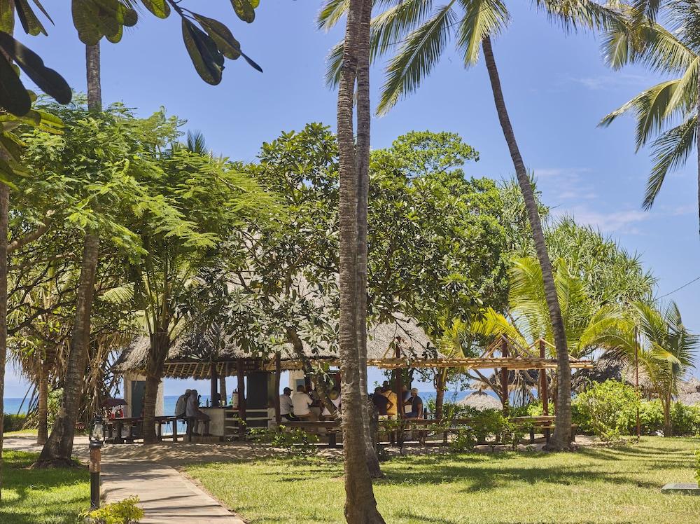 Southern Palms Beach Resort Diani Beach Exterior foto