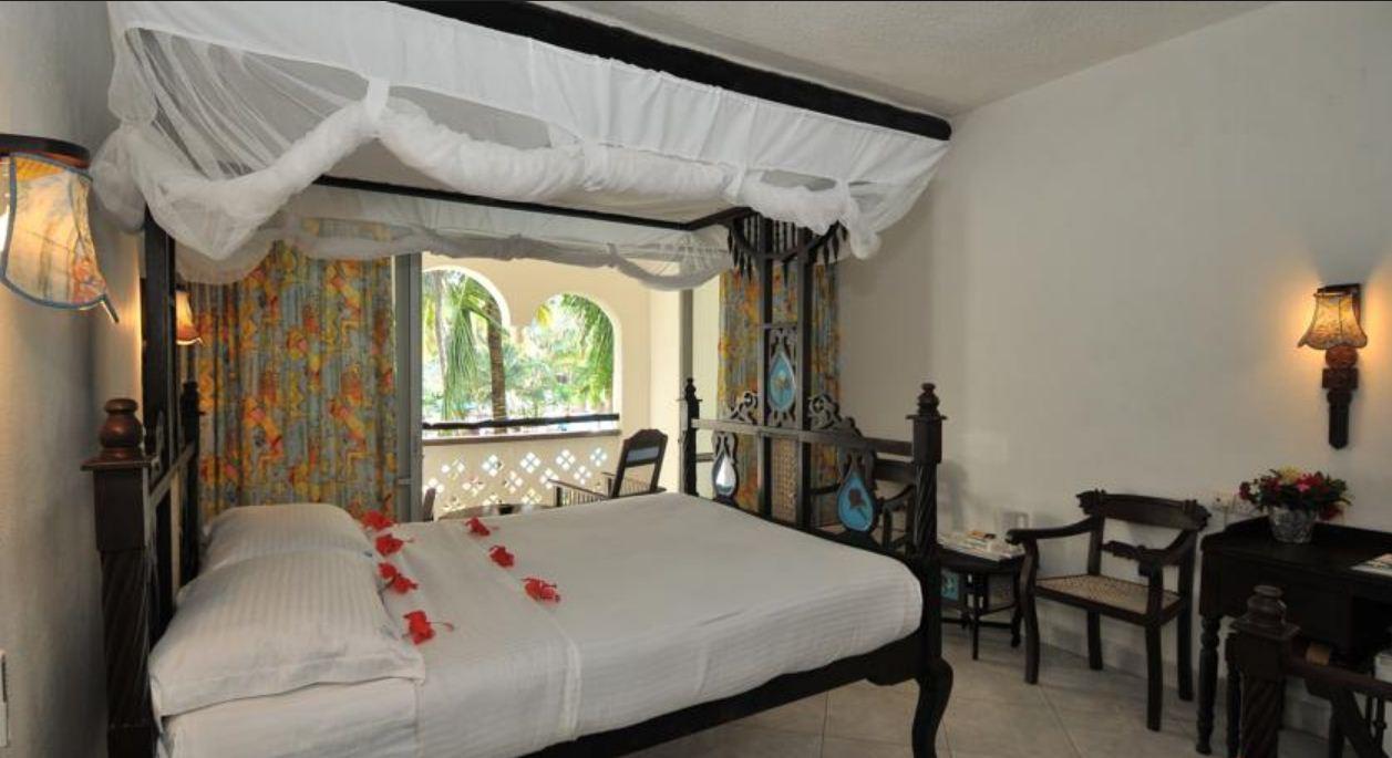 Southern Palms Beach Resort Diani Beach Exterior foto