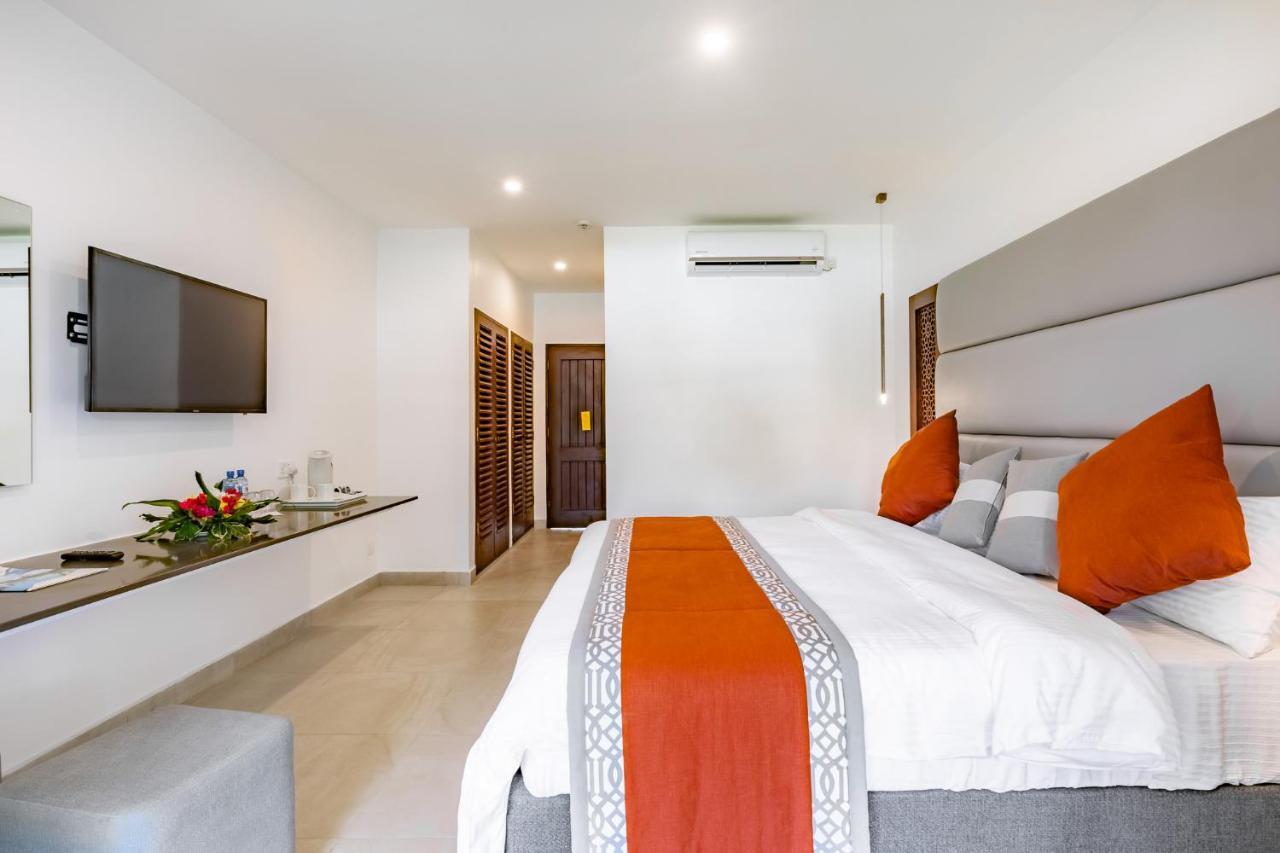 Southern Palms Beach Resort Diani Beach Exterior foto