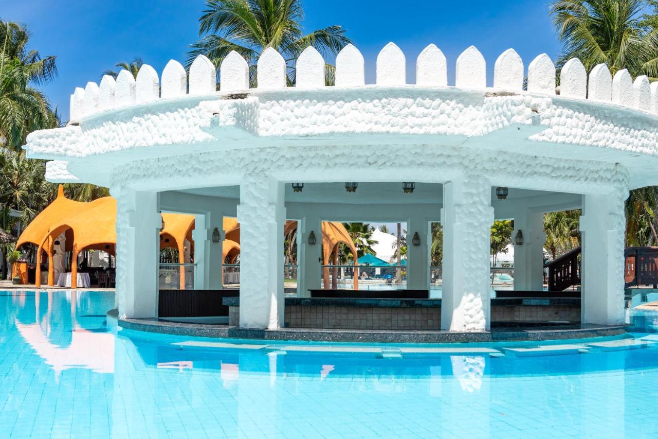 Southern Palms Beach Resort Diani Beach Exterior foto