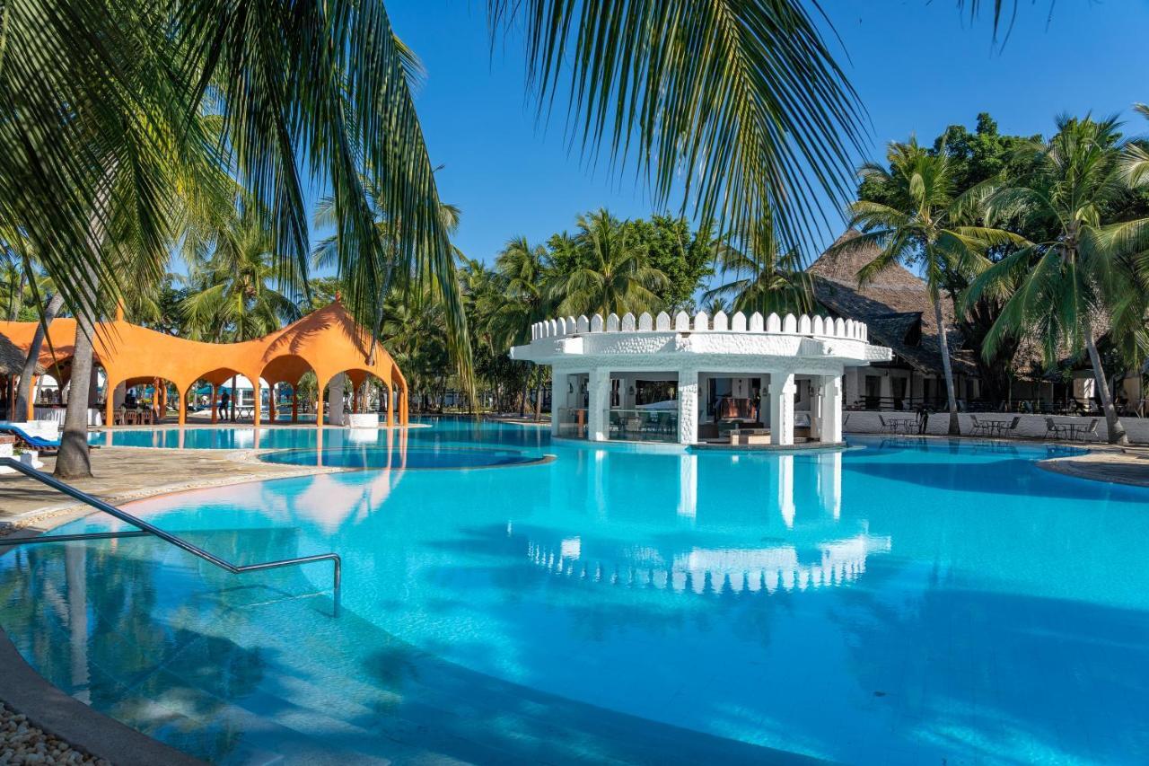 Southern Palms Beach Resort Diani Beach Exterior foto