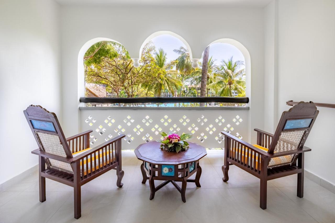 Southern Palms Beach Resort Diani Beach Exterior foto
