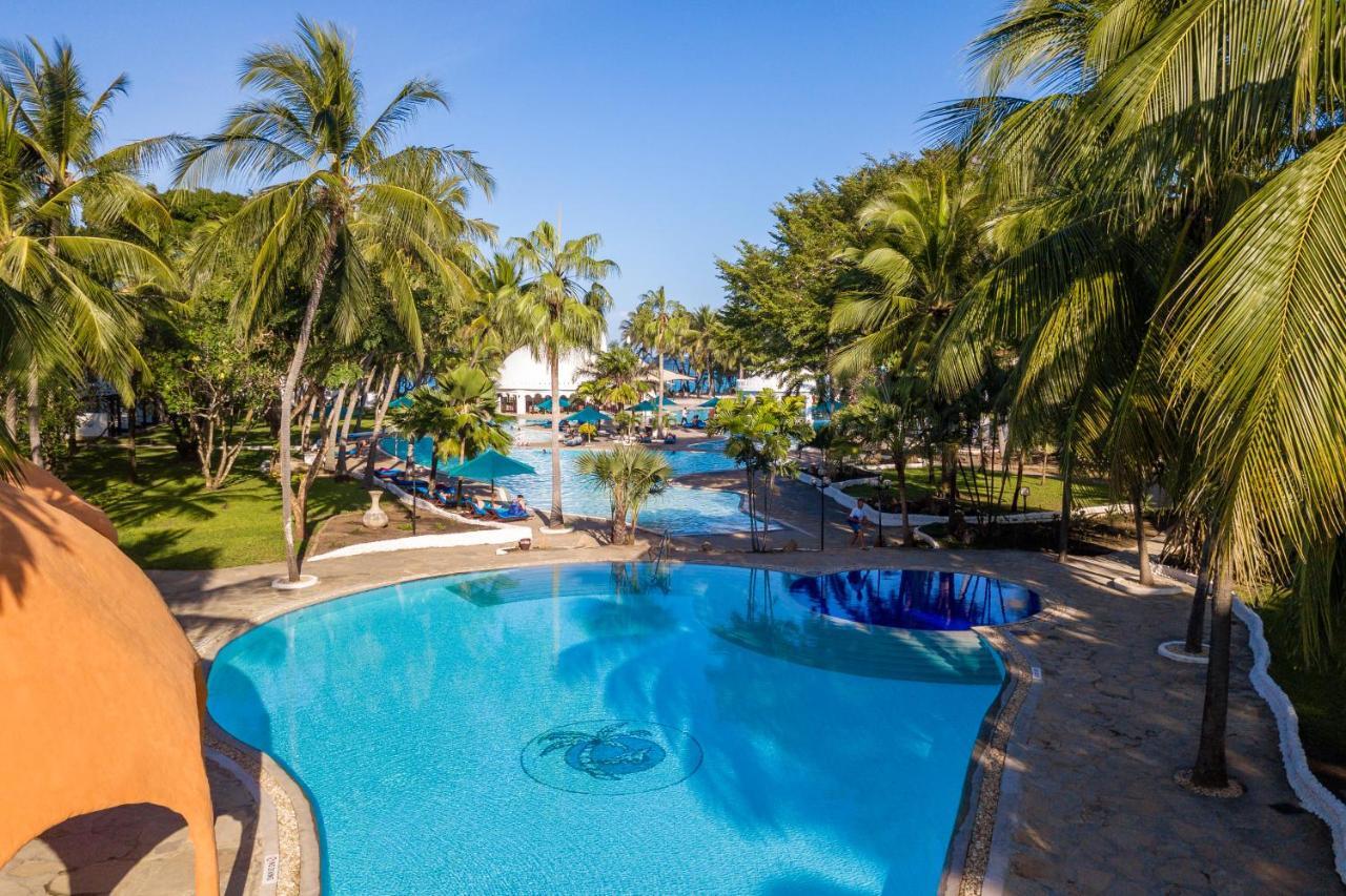 Southern Palms Beach Resort Diani Beach Exterior foto