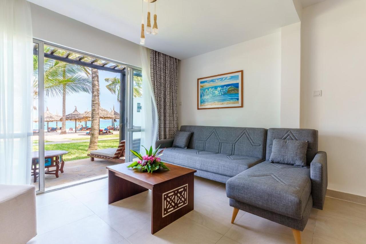 Southern Palms Beach Resort Diani Beach Exterior foto
